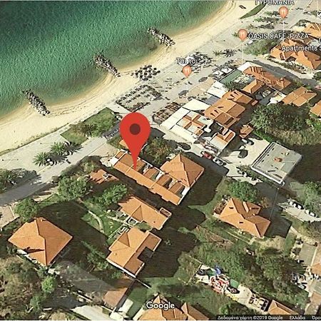 Cute Maisonette No2 On Coastal Sidewalk Nikiti  Exterior foto