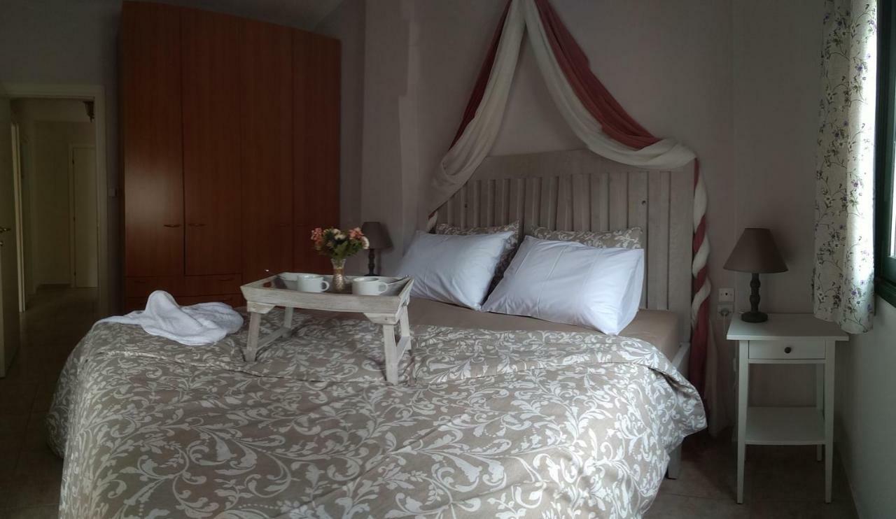 Cute Maisonette No2 On Coastal Sidewalk Nikiti  Exterior foto